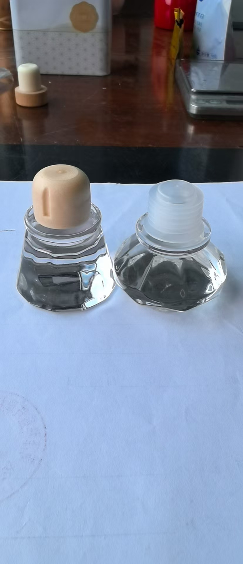 Mini bottles with plastic pourer caps