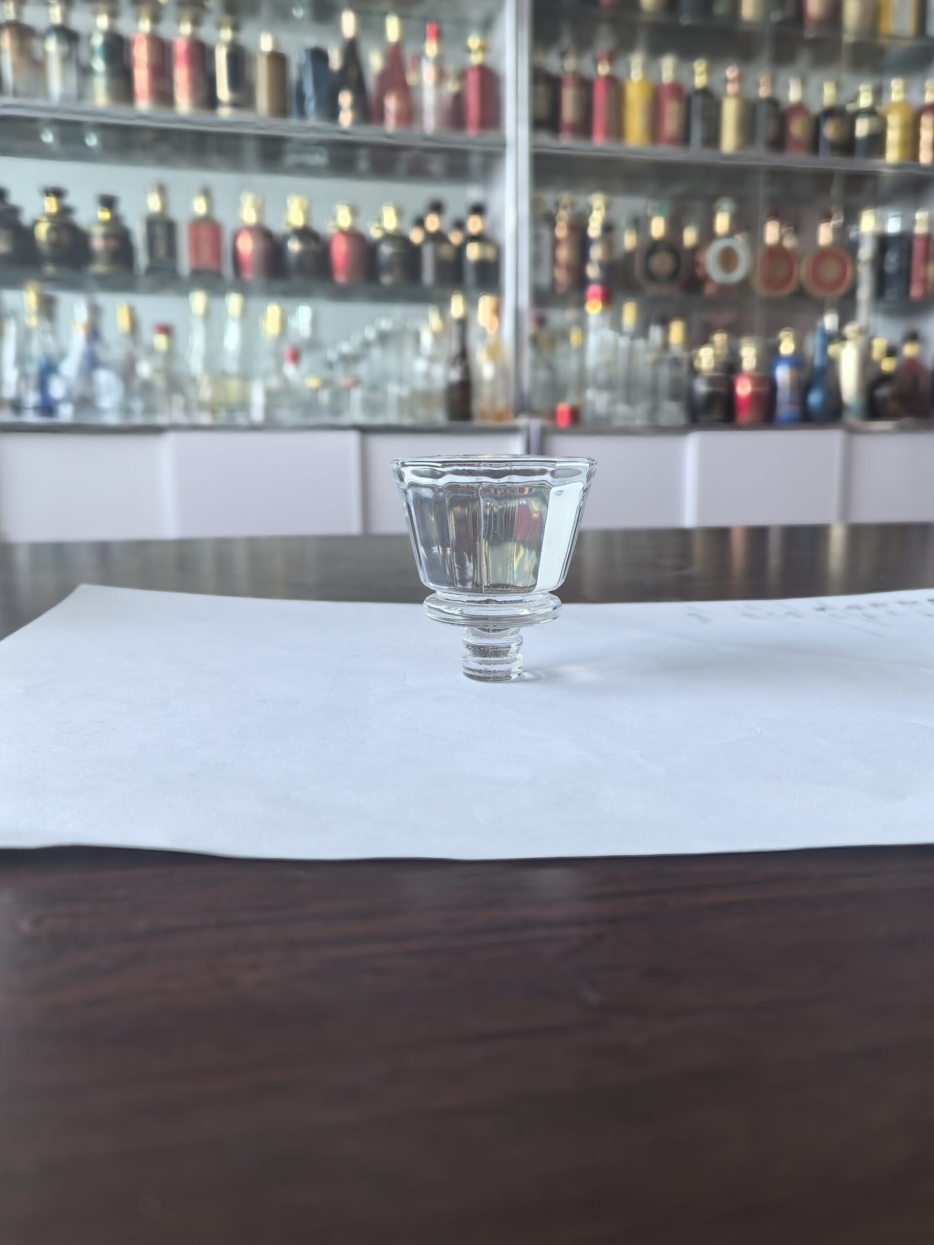 Clear cone glass stopper