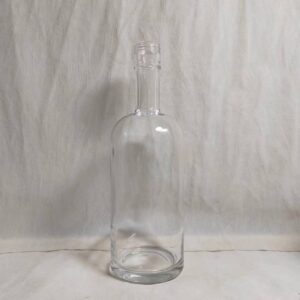 RM-00276-700ml glass bottle bottle view